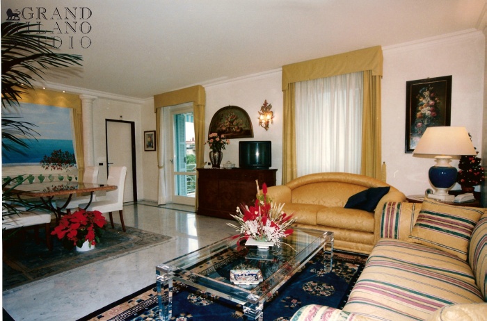 DIK259 Bordighera. Luxury 3-bedroom apartment!