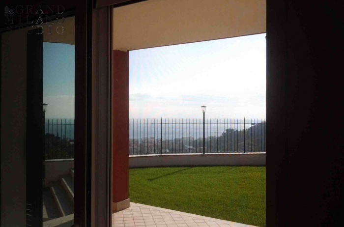 DIKN130 New elegant villa in Alassio!