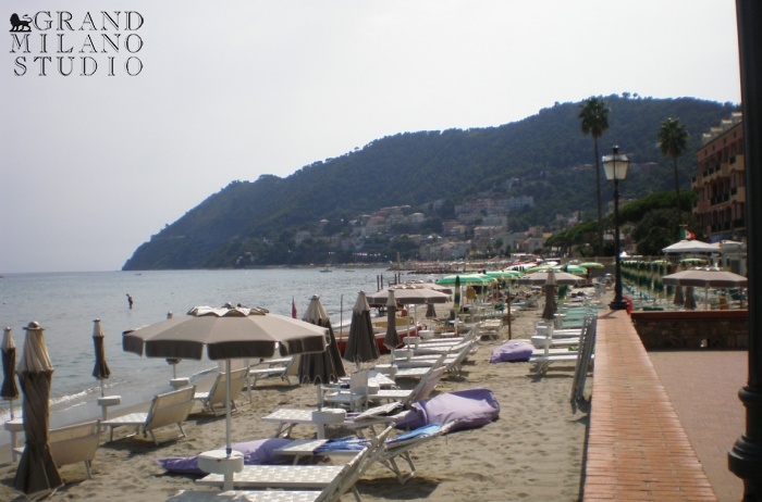 DIK55 4 stars hotel on 1st line in Liguria 