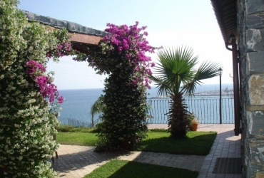 DIK1 A new villa by the sea in Santo Stefano al Mare 