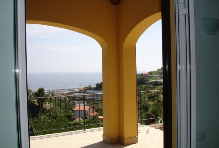 DIK3  A new villa with a stunning sea-view in Santo Stefano al Mare 