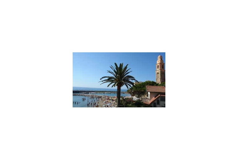 DC. Apartments in San Lorenzo, Liguria 