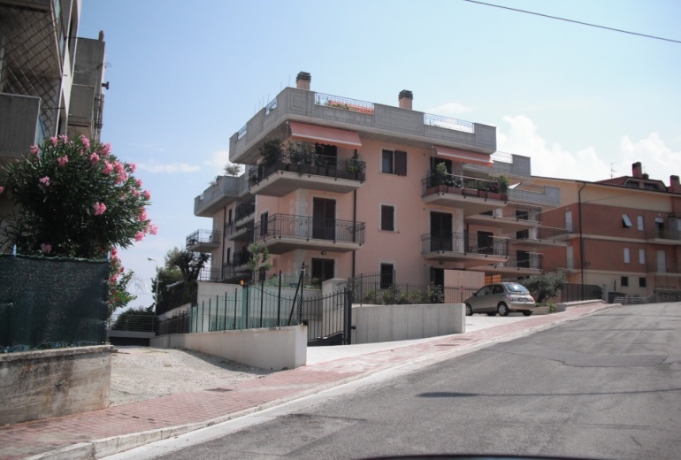 D- NK 6 Apartments in Pedaso (CAMPOFILONE)