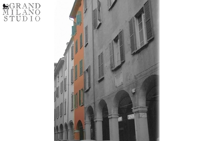 D.M.S - 221 Apartments in a historical centre of Bologna 