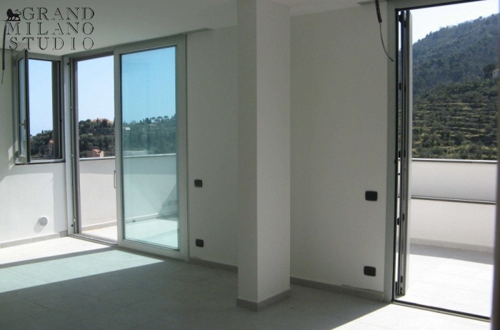 D.IP 1.  Apartments in Alassio.