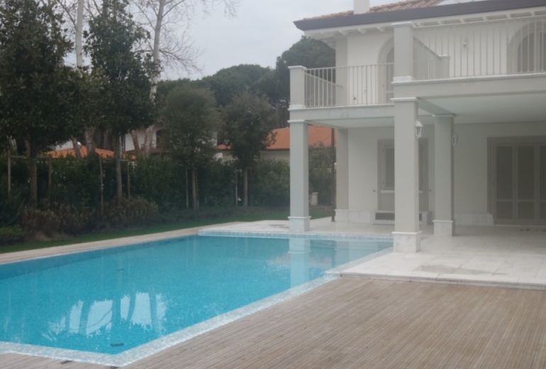 D.M.S Luxury residential complex in Forte dei Marmi. 