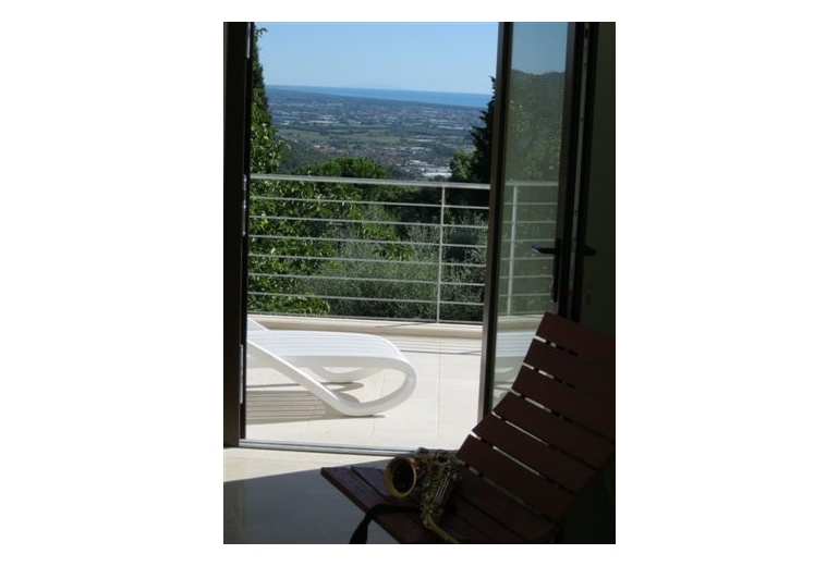 D.M.S-13 Luxury villa with a stunning sea-view and beautiful park in Versilia.  