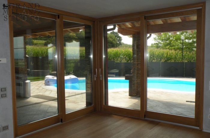 D-YK 4  A villa with a swimming pool in Peschiera del Garda 