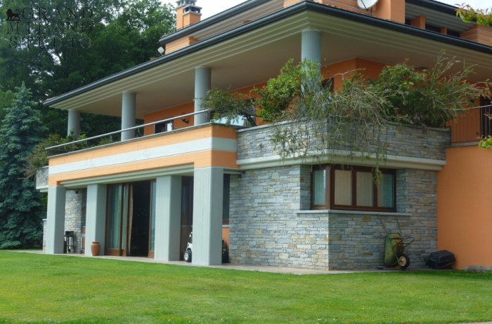 D.LB60 A villa in Verbania 