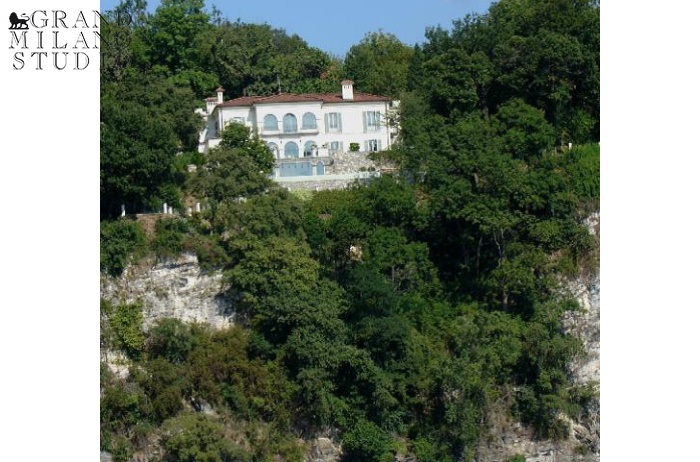 D.LB69 A unique villa in Leggiuno 