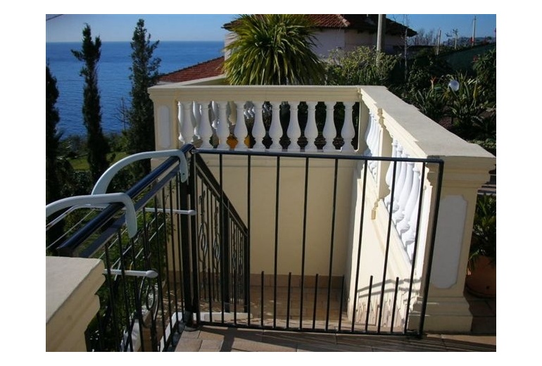 DIK65 Sanremo. Beautiful villa with fantastic sea views!