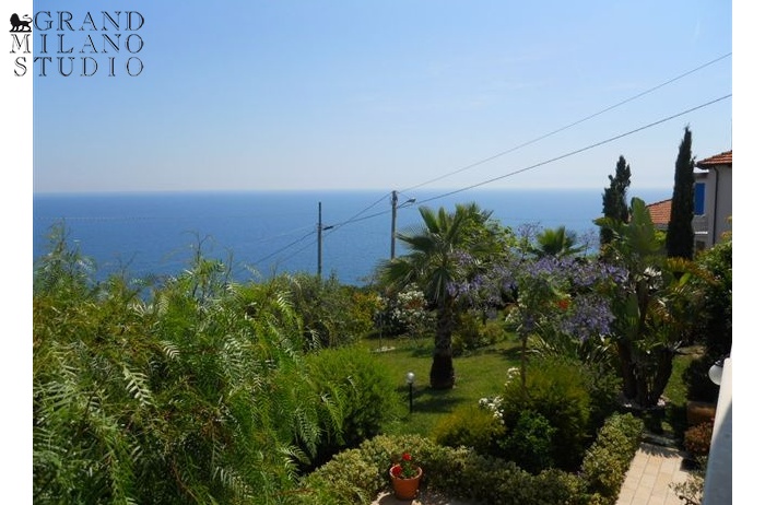 DIK65 Sanremo. Beautiful villa with fantastic sea views!