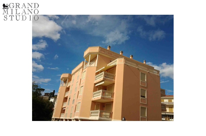 DIK215 A luxury penthouse by the sea with 2 large terraces close to Sanremo