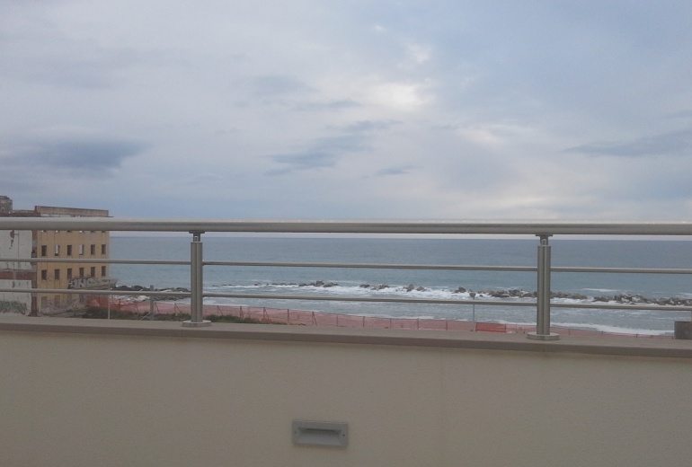 DIK272 Chiavari. Front sea  new apartments!