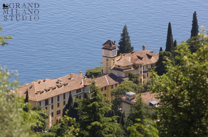 D-AU 508 2- or 3-bedroom apartments in a residential building on Lake Garda 