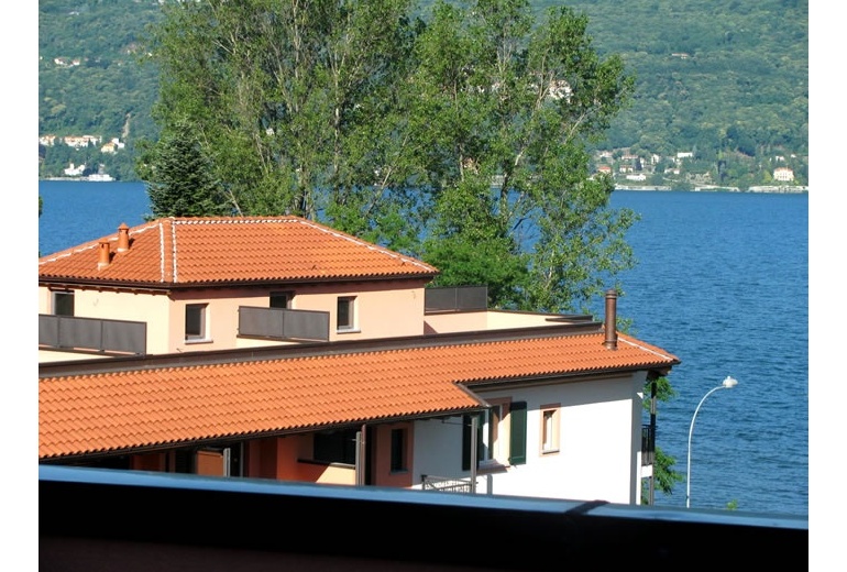 D-GP. Residential complex in Arona on Lake Maggiore 