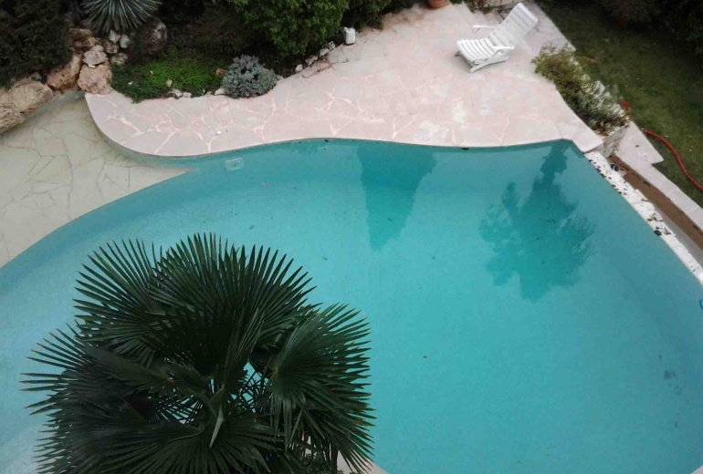 DIKN190 Sanremo. Beautiful villa with swimming pool!